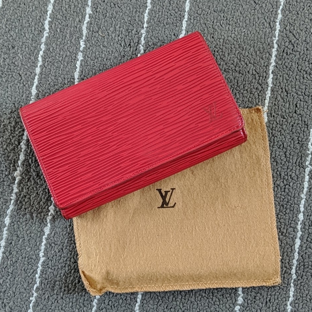Vintage Louis Vuitton Epi Red Wallet